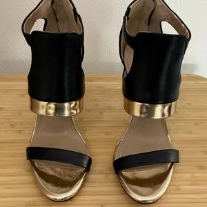 Beautiful black sandals- BCBG MAXAZRIA - Sz 8